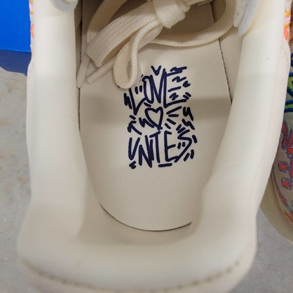 NEW adidas Originals Stan Smith Pride Shoes Men's Size 11.5 Cream White #GX6394 - Picture 12 of 15